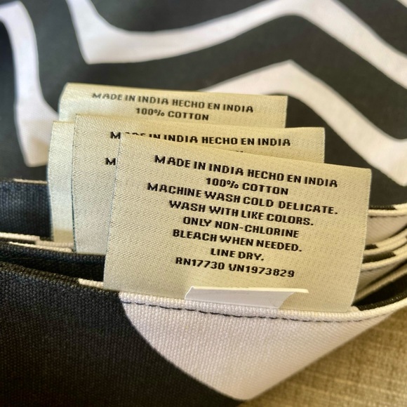 NWT Marimekko for Target 20 Years Anniversary Collection Placemats Set of Four - Picture 6 of 7